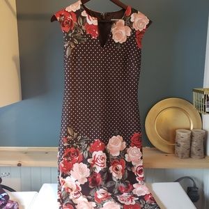 Polka Dot & Flowers Form Fitting Dress
